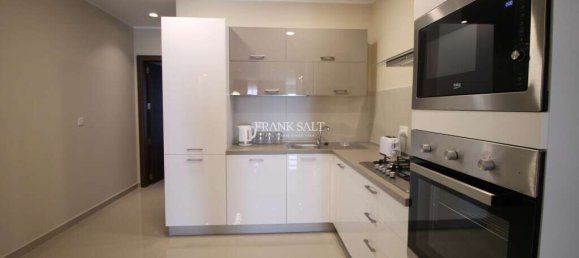 2 bedrooms Maisonette in Zebbug, Malta No. 9543 5