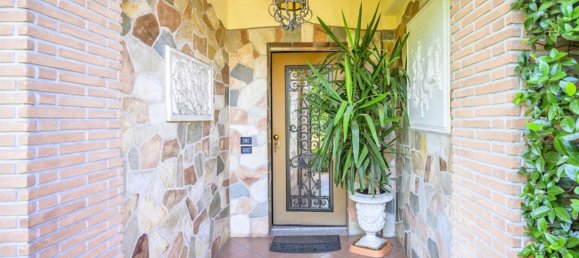 7 rooms Villa in Guidonia Montecelio, Italy No. 163542 4