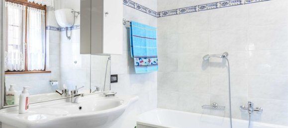 7 rooms Villa in Guidonia Montecelio, Italy No. 163542 41