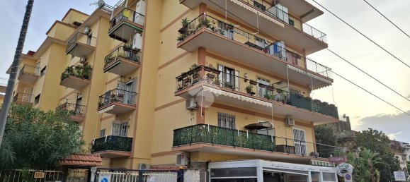 4 rooms Apartment in Portici, Italy No. 129290 32
