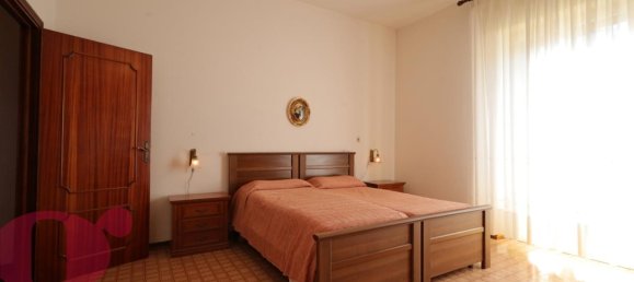4 rooms House in Todi, Italy No. 113874 13