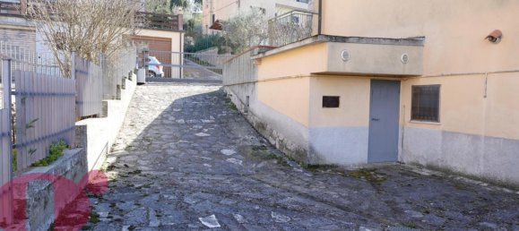 4 rooms House in Todi, Italy No. 113874 36