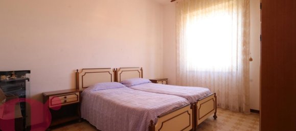 4 rooms House in Todi, Italy No. 113874 18