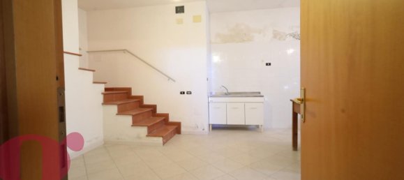 4 rooms House in Todi, Italy No. 113874 24