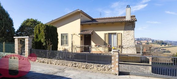 4 rooms House in Todi, Italy No. 113874 33