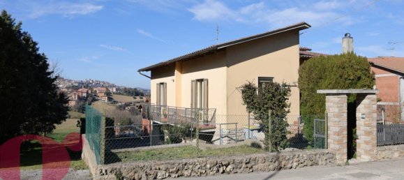 4 rooms House in Todi, Italy No. 113874 31