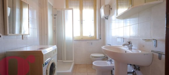 4 rooms House in Todi, Italy No. 113874 16