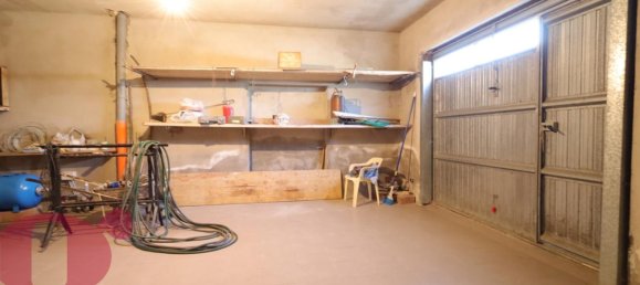 4 rooms House in Todi, Italy No. 113874 29