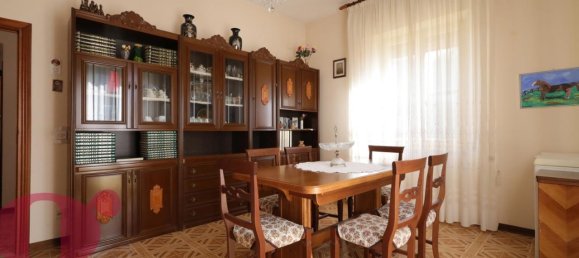 4 rooms House in Todi, Italy No. 113874 7
