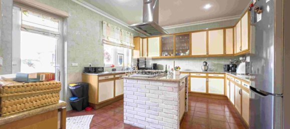 5 bedrooms Villa in Viana do Castelo, Portugal No. 142999 4