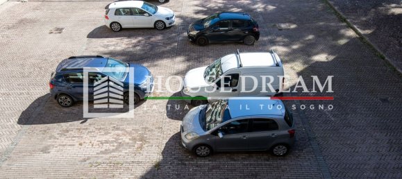 3 Schlafzimmer Wohnung in Rome, Italy, Nr. 359830 32