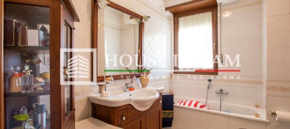 3 Schlafzimmer Wohnung in Rome, Italy, Nr. 359830 25