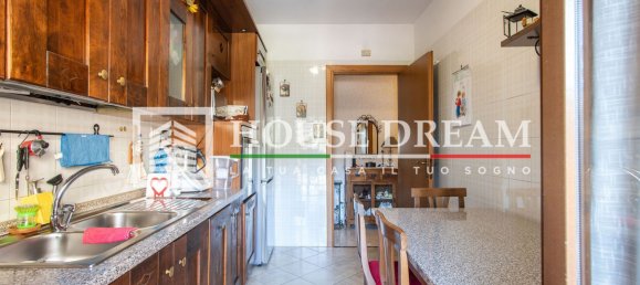 3 Schlafzimmer Wohnung in Rome, Italy, Nr. 359830 17