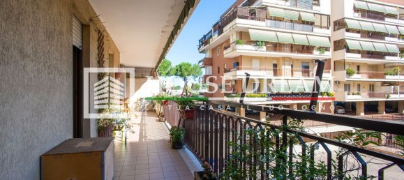 3 Schlafzimmer Wohnung in Rome, Italy, Nr. 359830 11