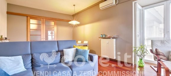 3 rooms Apartment in Crema, Italy No. 313854 3