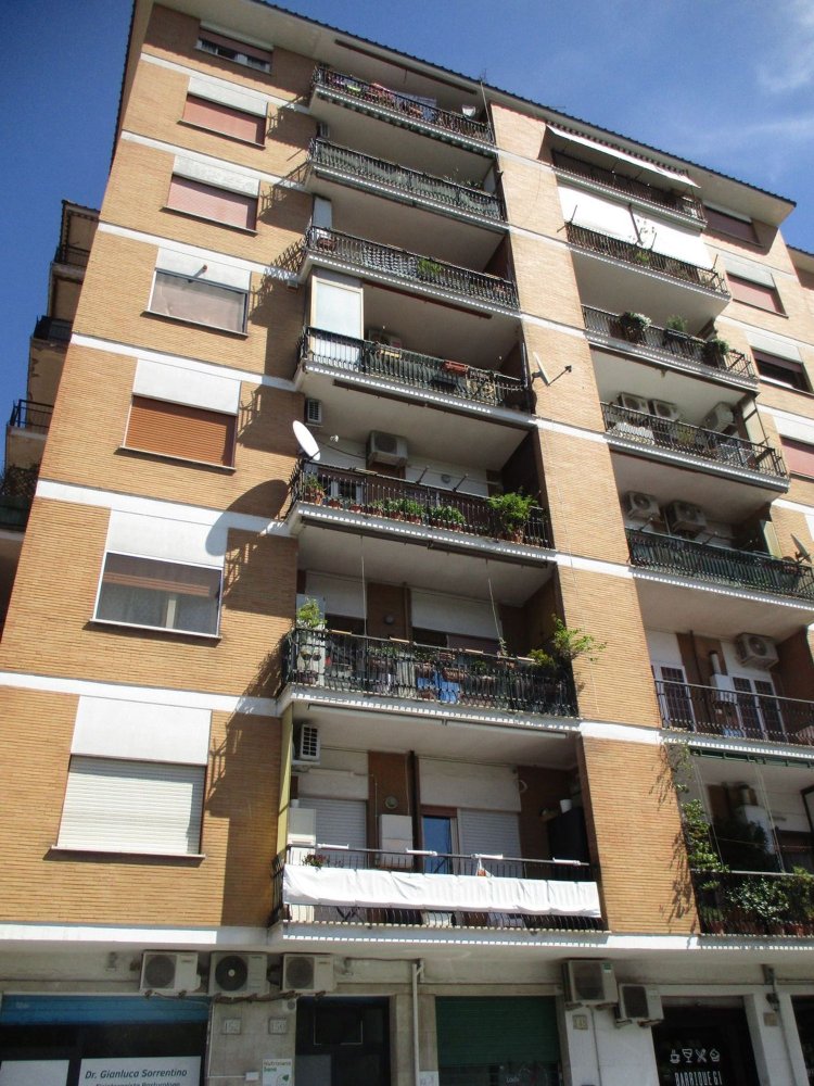 2 Schlafzimmer Wohnung in Rome, Italy, Nr. 310834