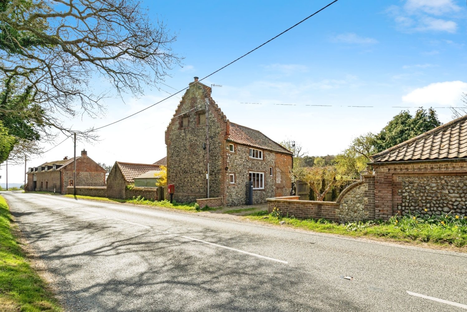 3 bedrooms House in Norwich, United Kingdom No. 2083