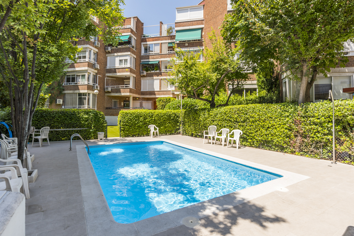 5 bedrooms Apartment in El Viso, Spain No. 249858