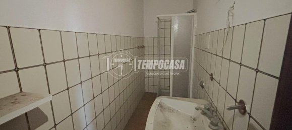 Apartamento de 5 divisões em Albino, Italy N.º 235415 12