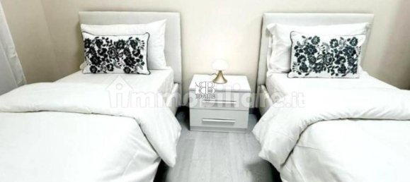 Квартира с 3 спальнями в Рим, Италия № 397481 9