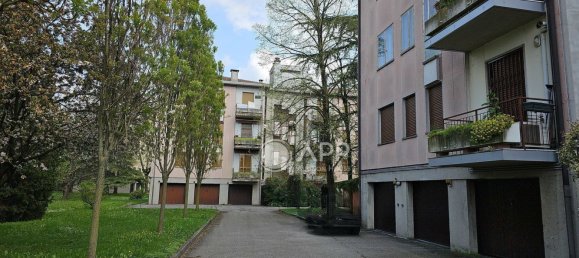 4 rooms Apartment in Padua, Italy No. 61094 2
