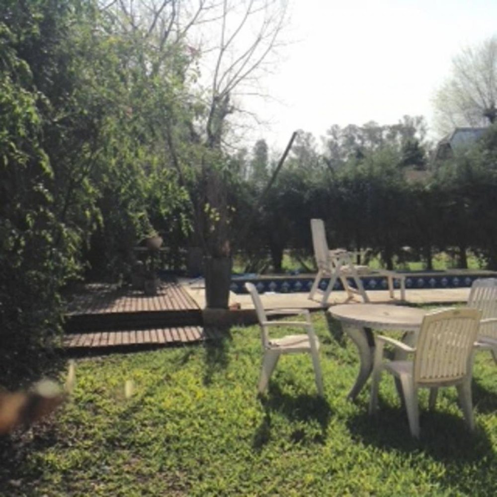 Дом с 3 спальнями в Эскобар, Аргентина № 13067