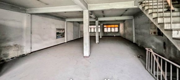 2 bedrooms Warehouse in Bangkok, Thailand No. 25600 5