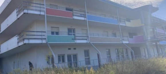 12710m² Commercial property in Catanzaro, Italy No. 342747 14