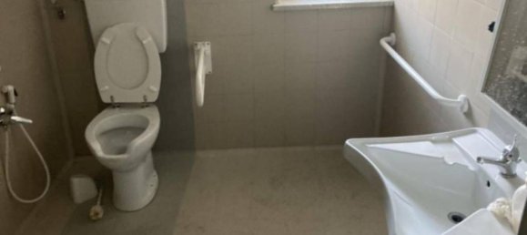 12710m² Commercial property in Catanzaro, Italy No. 342747 23