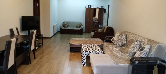 Apartamento de 3 dormitorios en Nasimi, Azerbaijan No. 1770 7