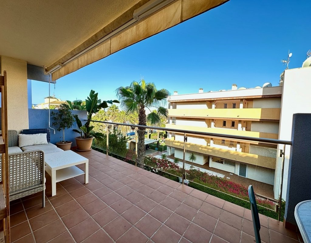 Apartamento T2 em Cabo Roig, Spain N.º 285494