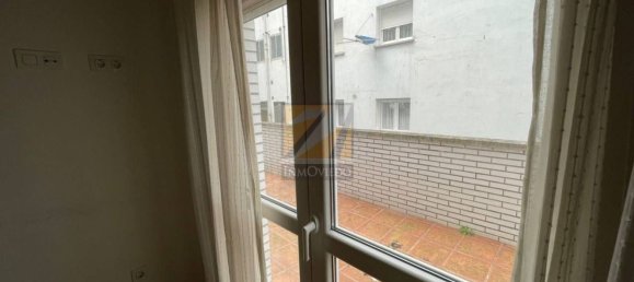 Apartamento de 2 dormitorios en Oviedo, Spain No. 151331 24