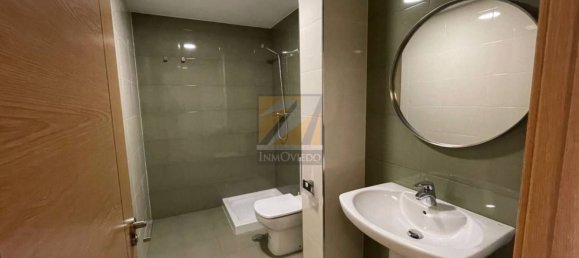 Apartamento de 2 dormitorios en Oviedo, Spain No. 151331 12