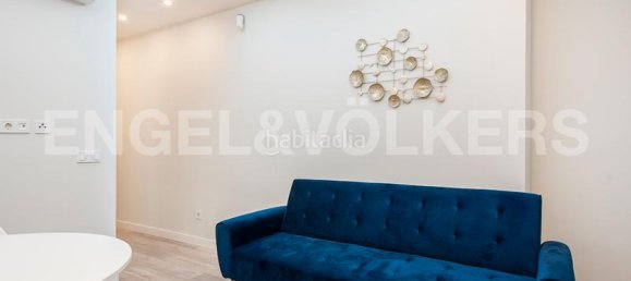 2 Schlafzimmer Wohnung in Ciutat Vella, Spain, Nr. 112743 10