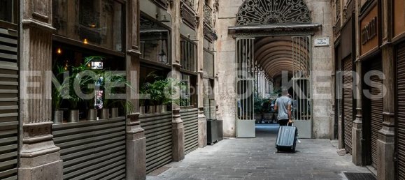 2 Schlafzimmer Wohnung in Ciutat Vella, Spain, Nr. 112743 23