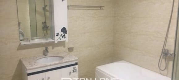 Casa de 5 dormitorios en Tay Ho, Vietnam No. 2178 11