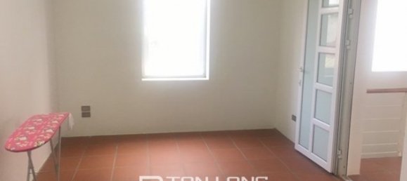 Casa de 5 dormitorios en Tay Ho, Vietnam No. 2178 15