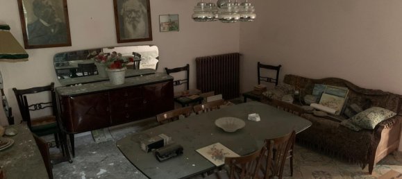 12-Zimmer Haus in Ofena, Italy, Nr. 255337 2