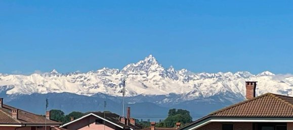 3-salle Appartement à Sommariva del Bosco, Italy No. 20143 14