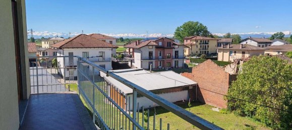 3-salle Appartement à Sommariva del Bosco, Italy No. 20143 15