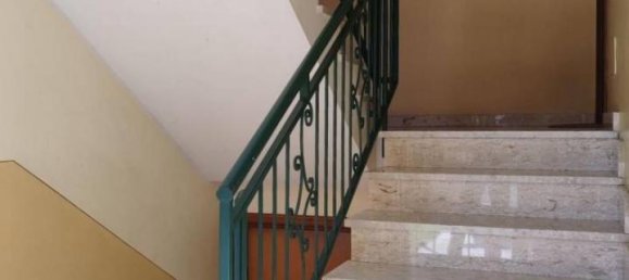 3-salle Appartement à Sommariva del Bosco, Italy No. 20143 6