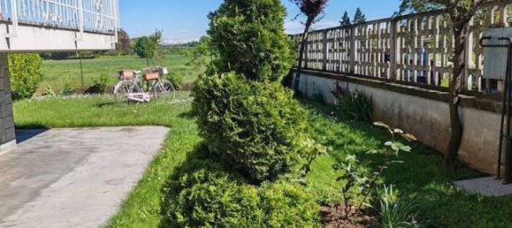 3-salle Appartement à Sommariva del Bosco, Italy No. 20143 4