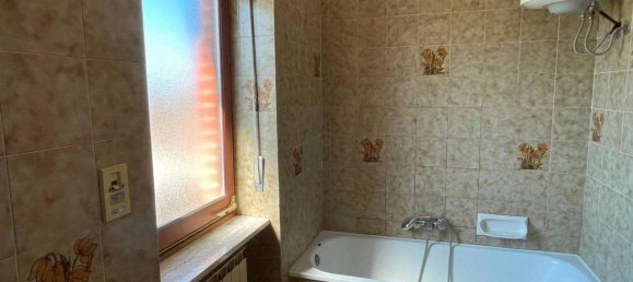 3-salle Appartement à Sommariva del Bosco, Italy No. 20143 18