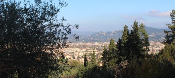 3 bedrooms Apartment in Florence, Italy No. 233126 10