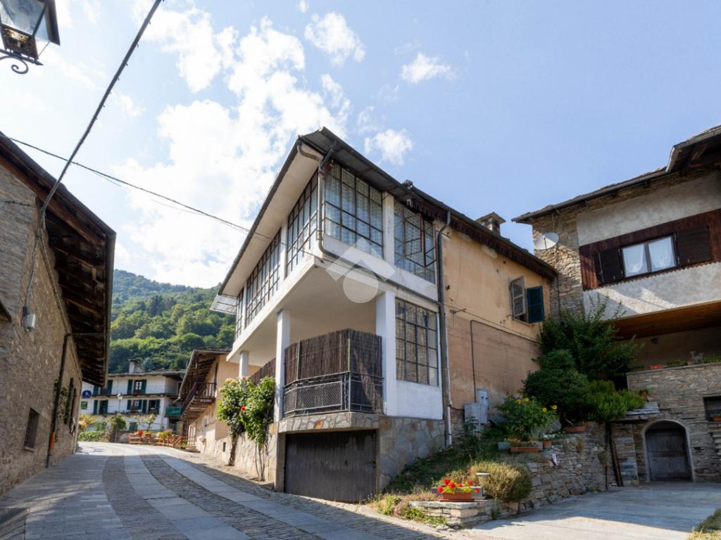 Casa de 4 dormitorios en Turin, Italy No. 378891