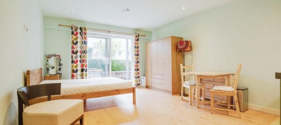 Studio in London, United Kingdom No. 13529 6