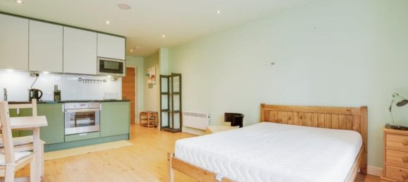 Studio in London, United Kingdom No. 13529 5