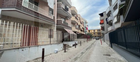 Apartamento de 4 divisões em Cerignola, Italy N.º 34035 4