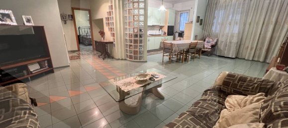 Apartamento de 4 divisões em Cerignola, Italy N.º 34035 8