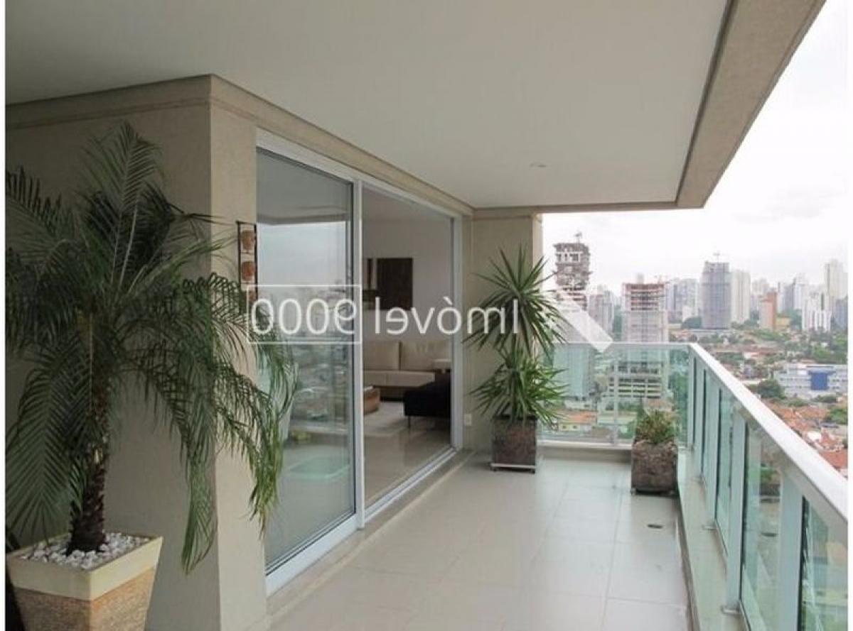 Apartamento de 3 dormitorios en Sao Paulo, Brazil No. 511627